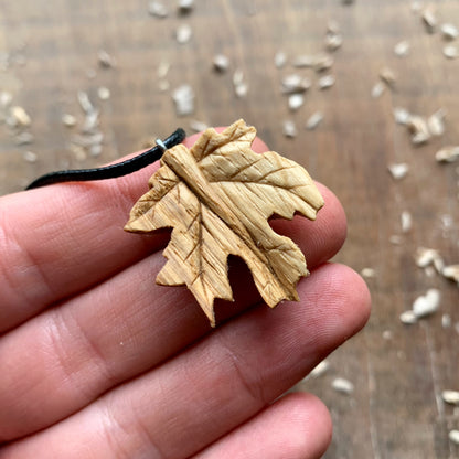 Maple's Leaf Oak Wood Pendant